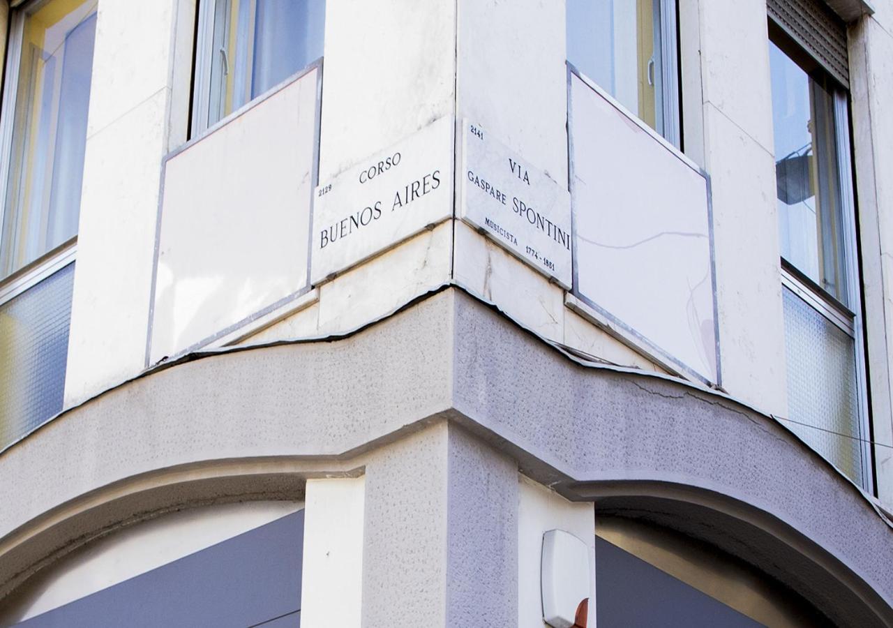 Smart Central Apartments Milánó Kültér fotó